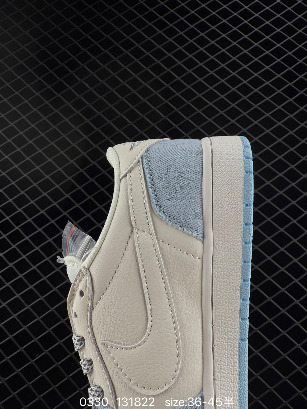 Travis Scott x Air Jordan 1 ” Reverse Mocha “